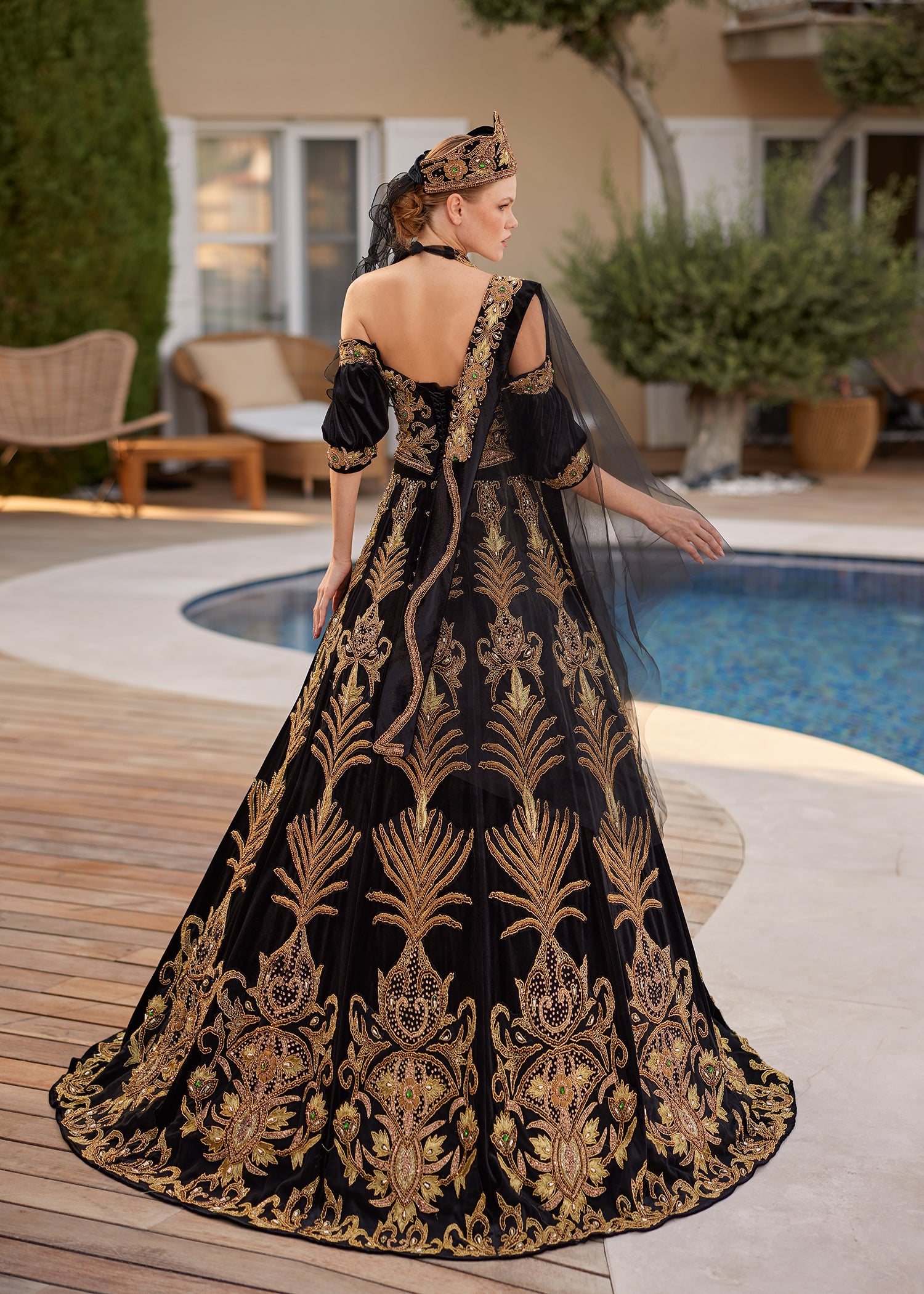 buy classic but elegant crop top a line skirt gold embellished mehndi dress suit with dupatta online henna gowns shop