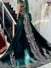 buy plus size Designer Fancy Emerald Velvet trumpet Mermaid Henna Gown With Detachable Skirt online