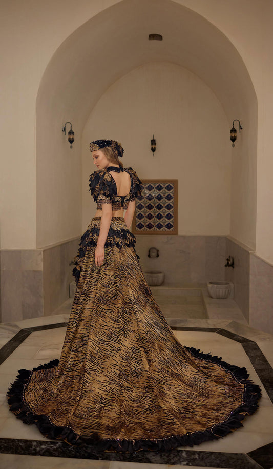 Black Gold Embroidered Layered Traditional Long Party Dress With Detachable Skirt