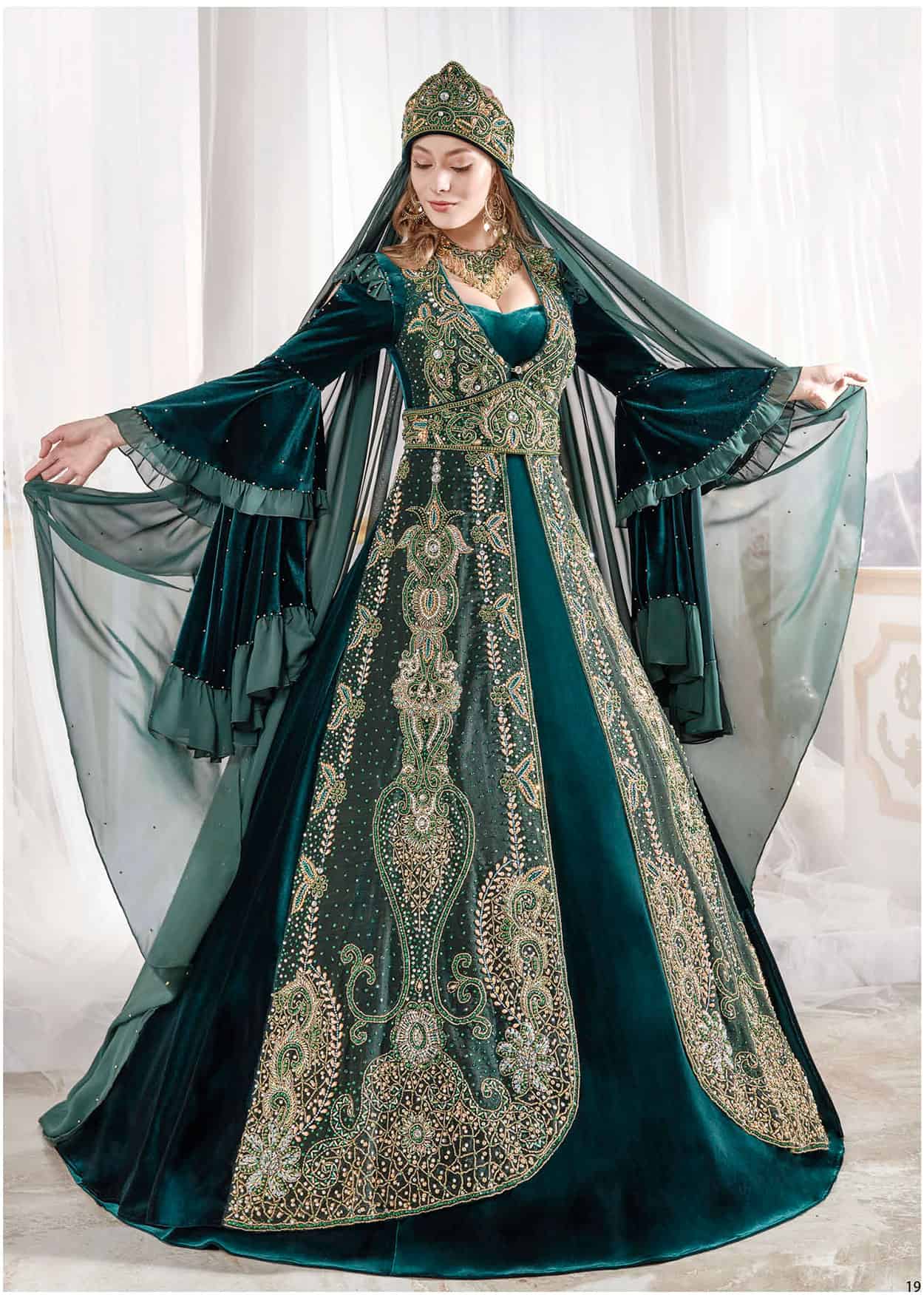Dark Green Golden Embroidery Velvet Caftan Dress With Cape Back Sultan Dress Dark Green Golden Embroidery Velvet Caftan Dress With Cape Back Sultan Dress