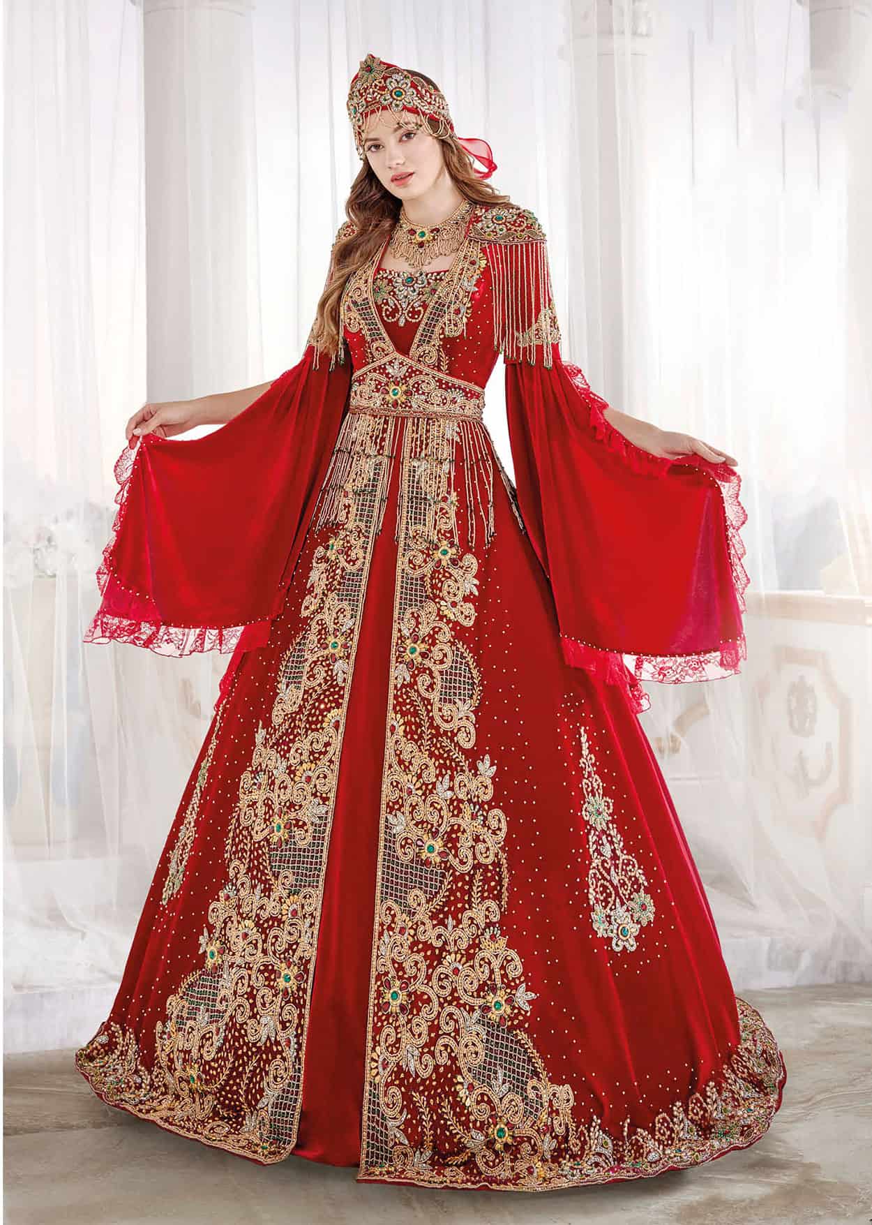 Red Luxury Exclusive Crystal Gowns Dresses Golden Embroidery Handwork Sultan Dress Red Luxury Exclusive Crystal Gowns Dresses Golden Embroidery Handwork Sultan Dress
