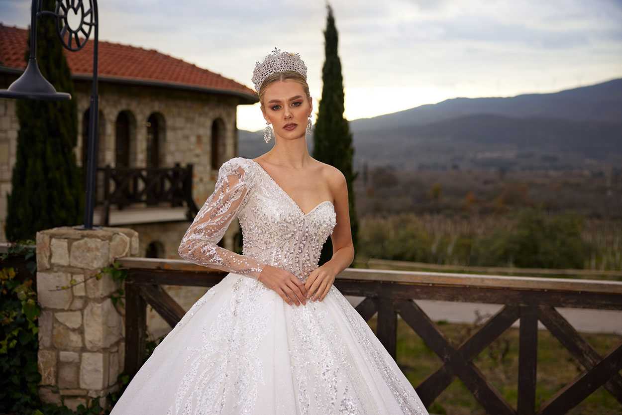 buy Stylish And Simple One Shoulder Bridal Gown Dress With Pearl Embellishments online wedding boutiques