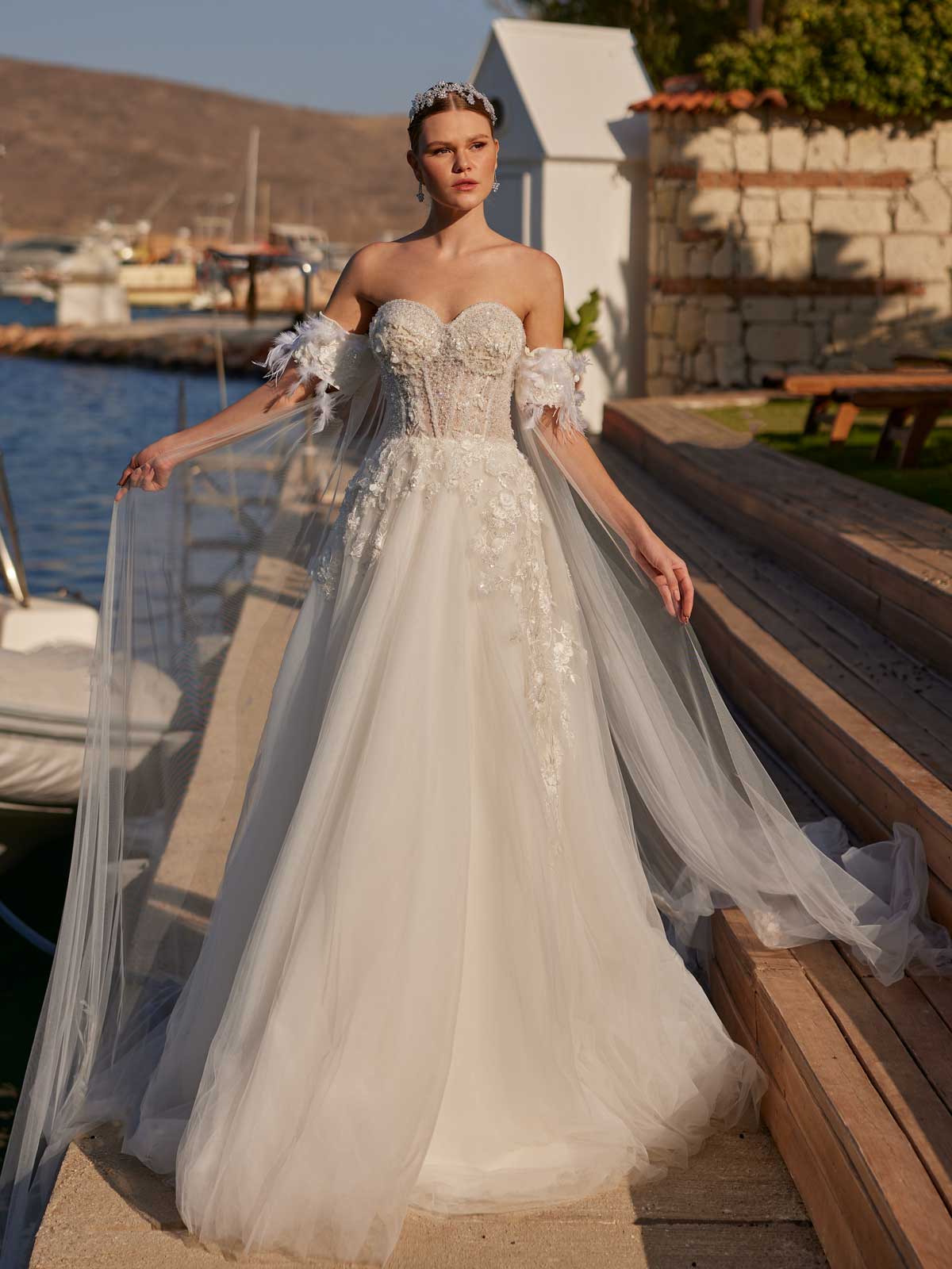 3D Flower Strapless Romantic Bohemian Cape Bridal Wedding Dress