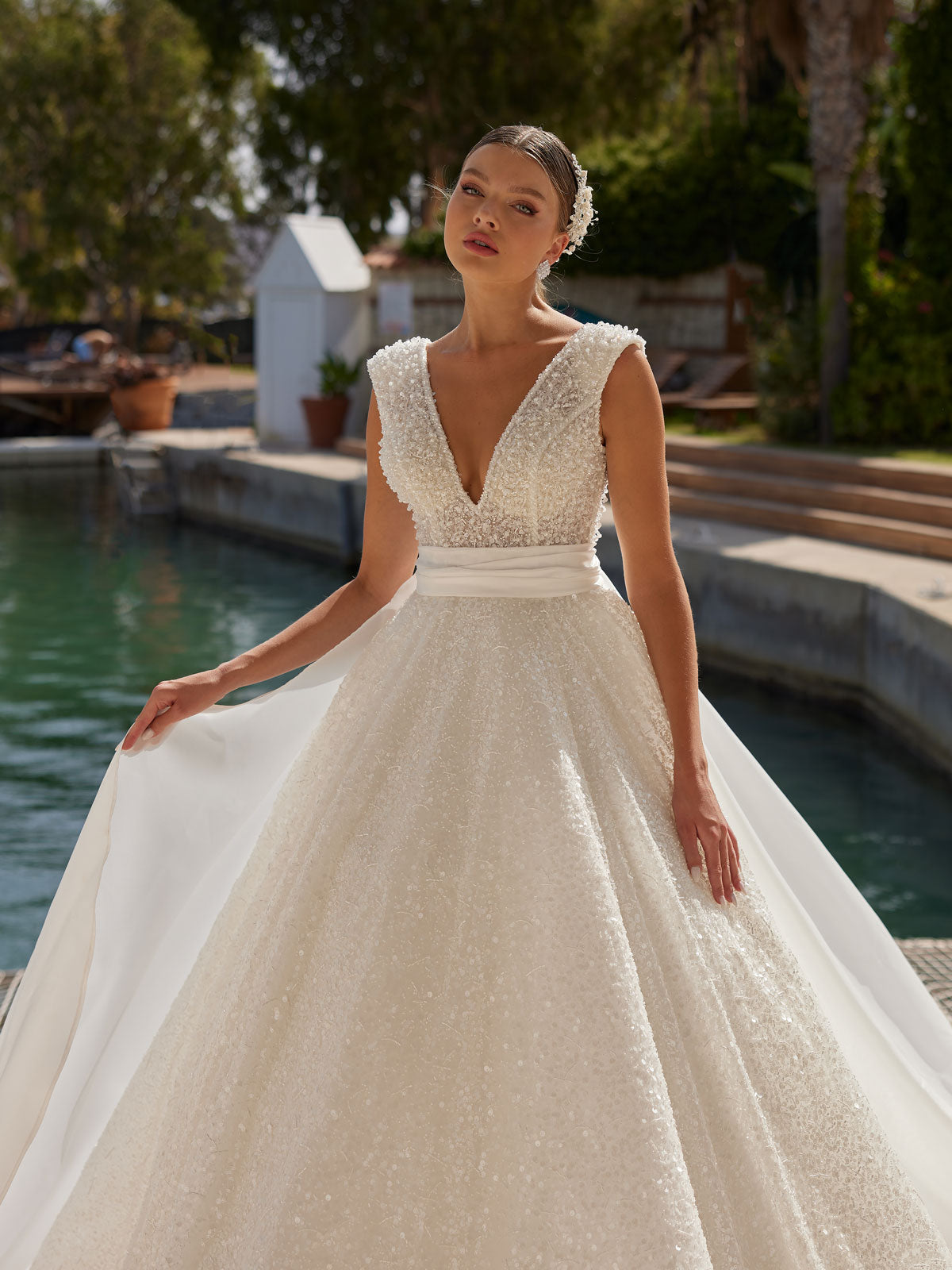 Classic Yet Elegant Deep V Neck Satin Fancy Belt A Line Glitter Bridal Gown Dress 42 Classic Yet Elegant Deep V Neck Satin Fancy Belt A Line Glitter Bridal Gown Dress 42