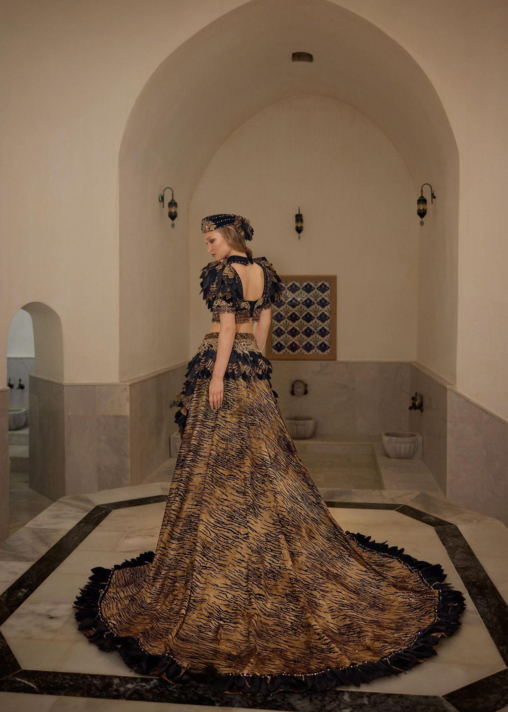 Black Gold Embroidered Layered Traditional Long Party Dress With Detachable Skirt 44