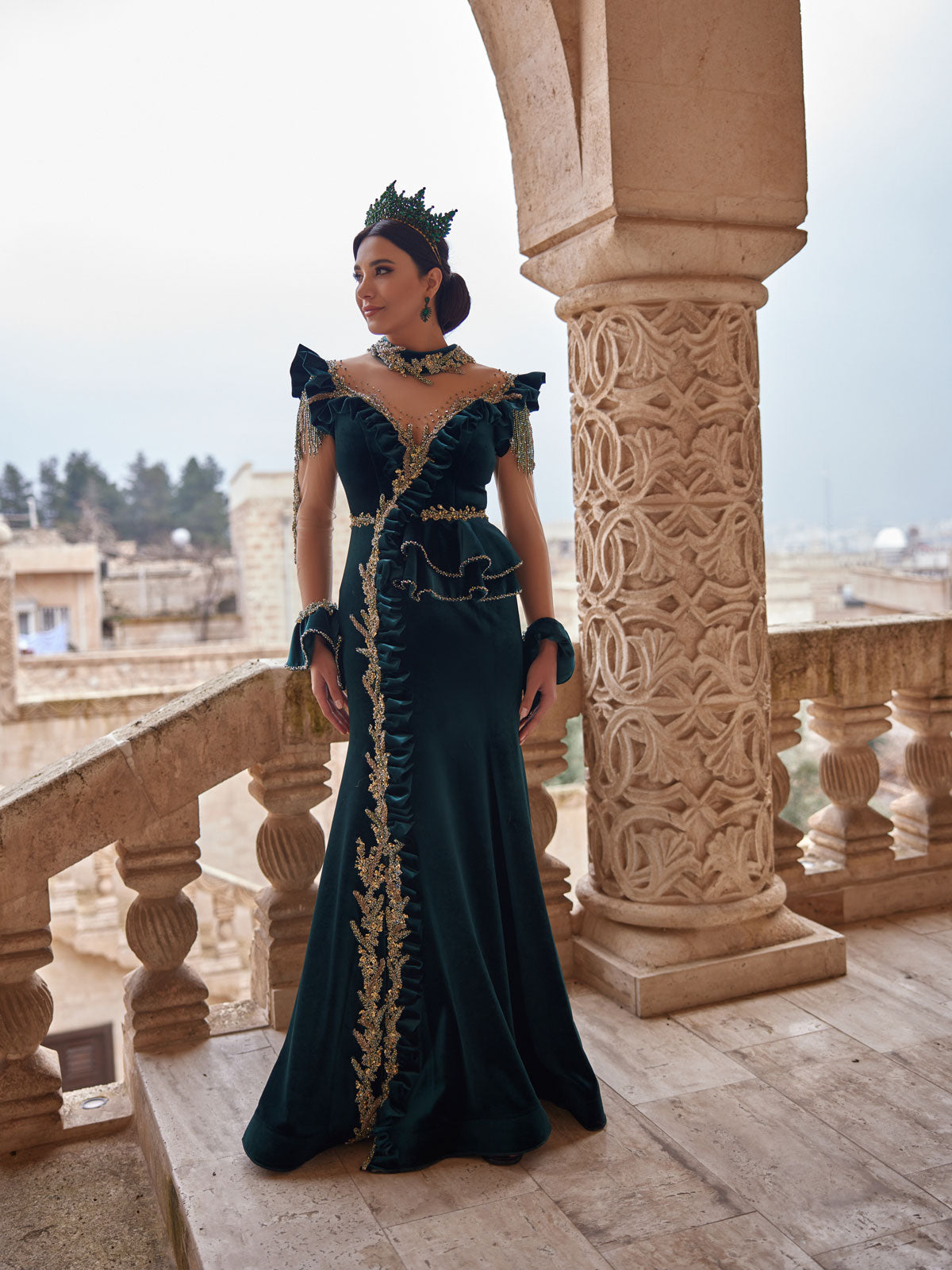 buy Elegant Emerald Illusion Sleeve Velvet Front Slit Ottoman Mermaid Caftan kaftan dresses online