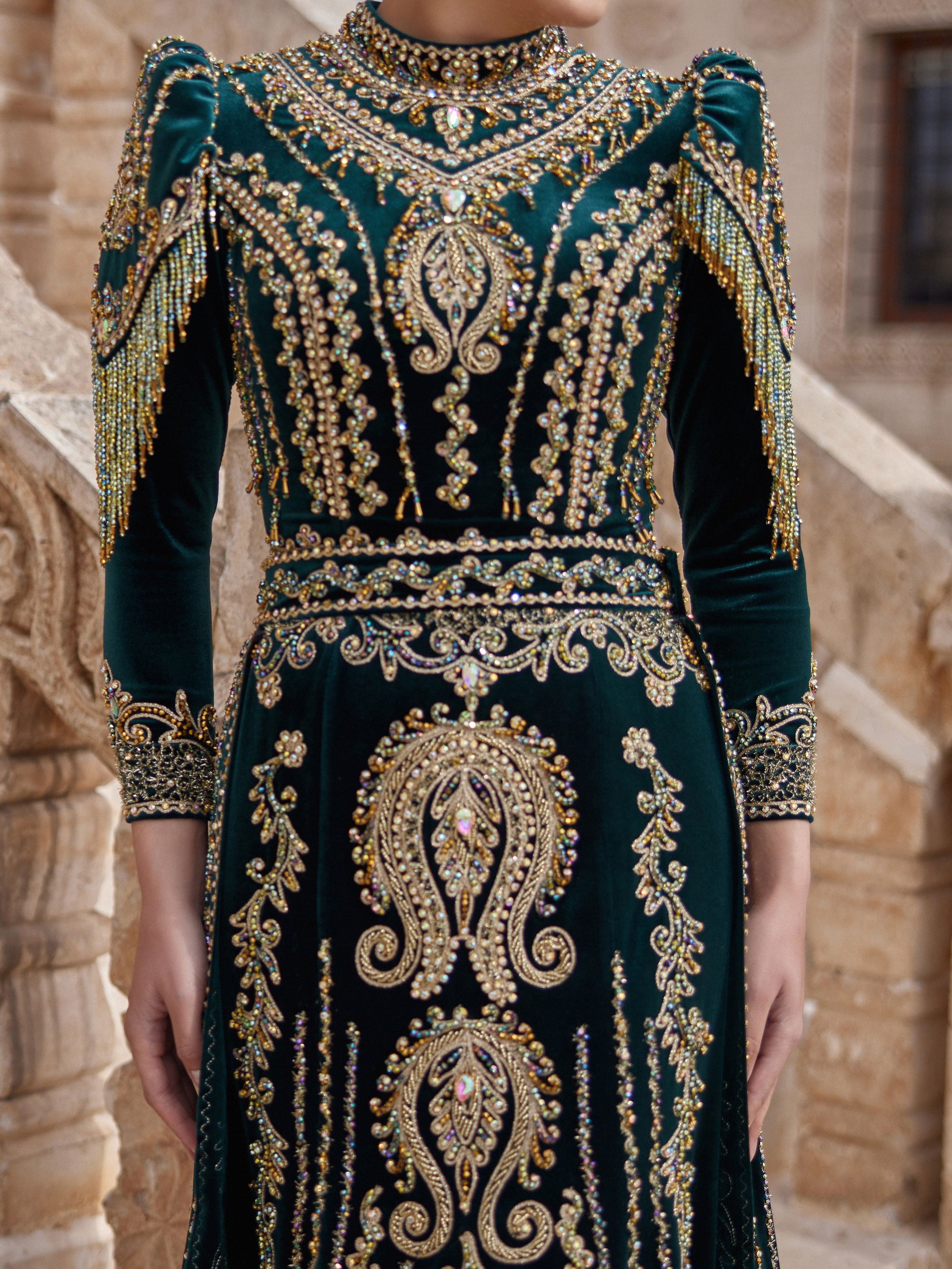 Green Velvet İslamic Gold Embroidered Beaded Hijab Engagement Party Dress
