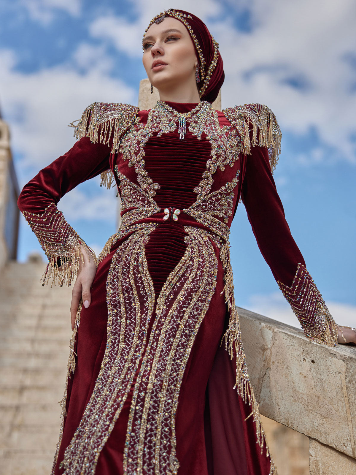 Burgundy Gold Lace Applique Mermaid Fitted Detachable Train Formal Henna Kaftan Dress