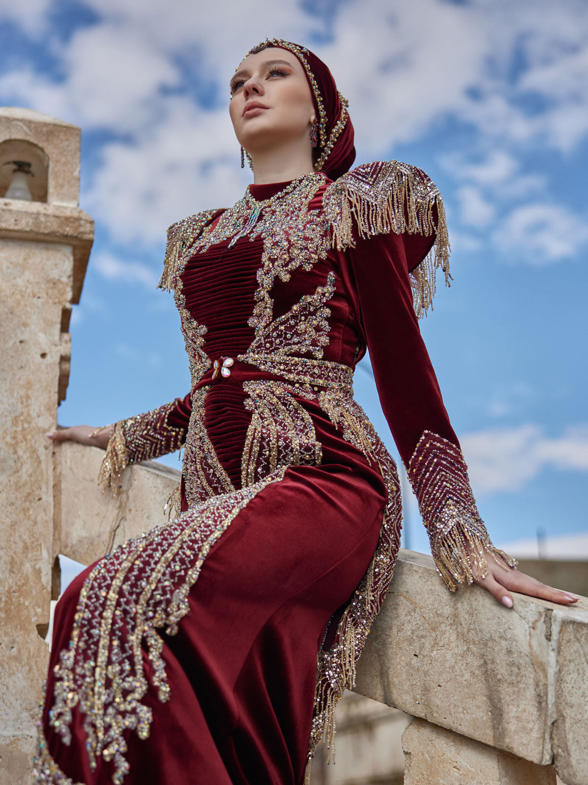 Burgundy Gold Lace Applique Mermaid Fitted Detachable Train Formal Henna Kaftan Dress