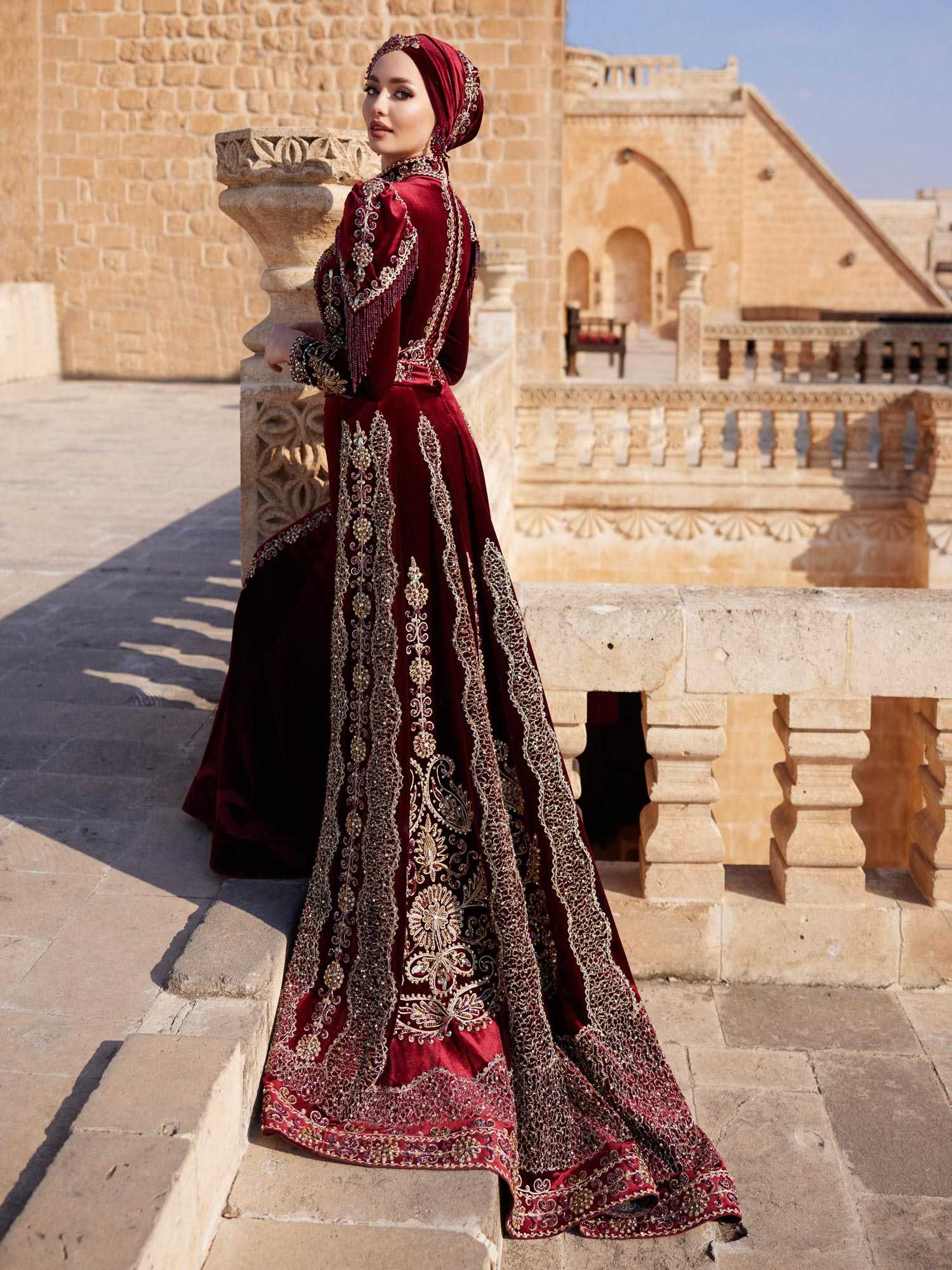 Luxury Gold Lace Embroidered Mermaid Velvet Hijab Evening Dress Sultan Dress Luxury Gold Lace Embroidered Mermaid Velvet Hijab Evening Dress Sultan Dress