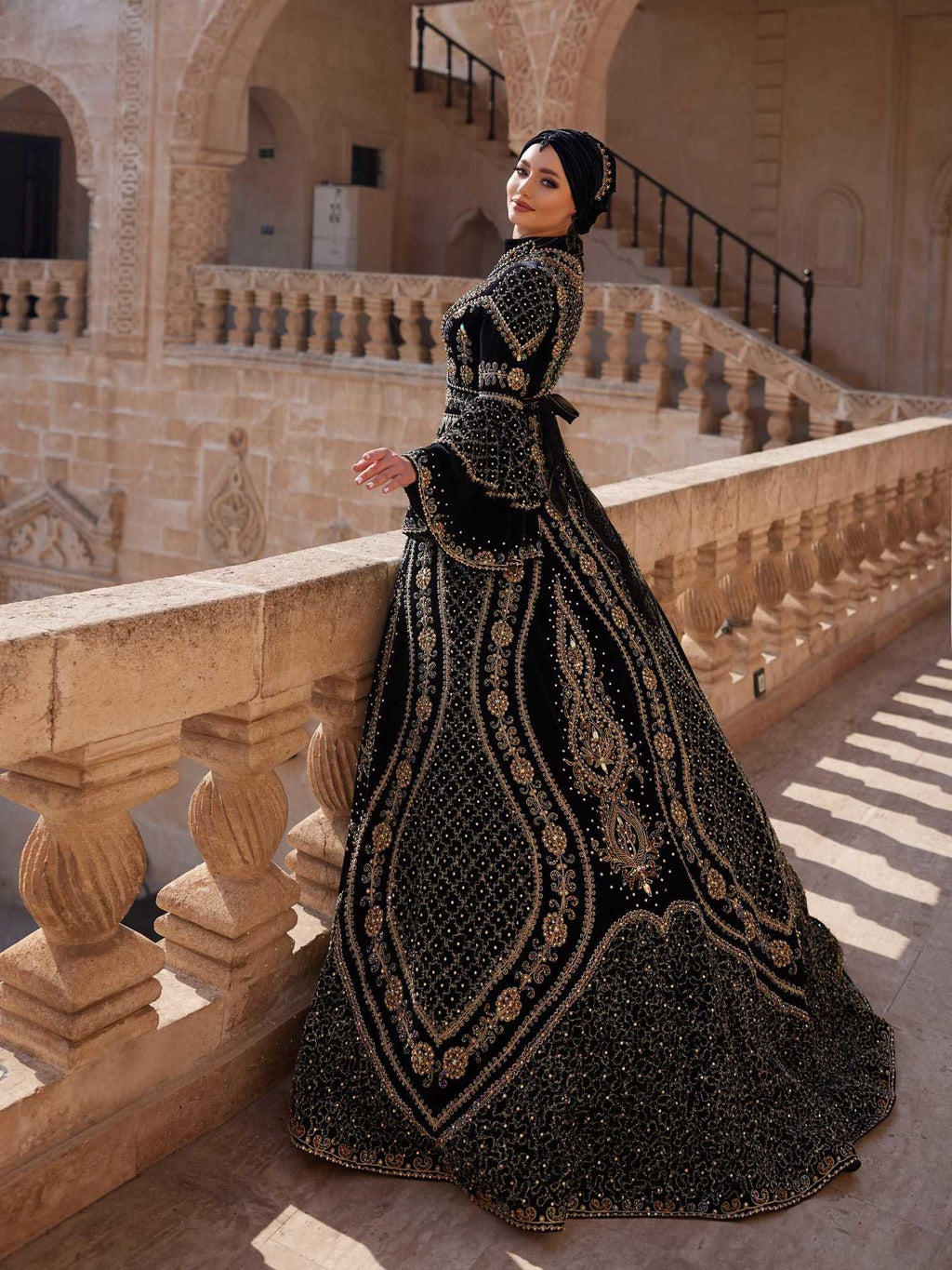 black dress muslimah The timeless allure of a black dress #Modelle #HighFashion #Ootd #hijabifashion #hijab #hijabstyle #hijabi #hijabinspiration #hijabfashion #hijabers #fashion #hijabtutorial #modestfashion #hijabista #muslimah #hijaboutfit #hijablook #hijablove
