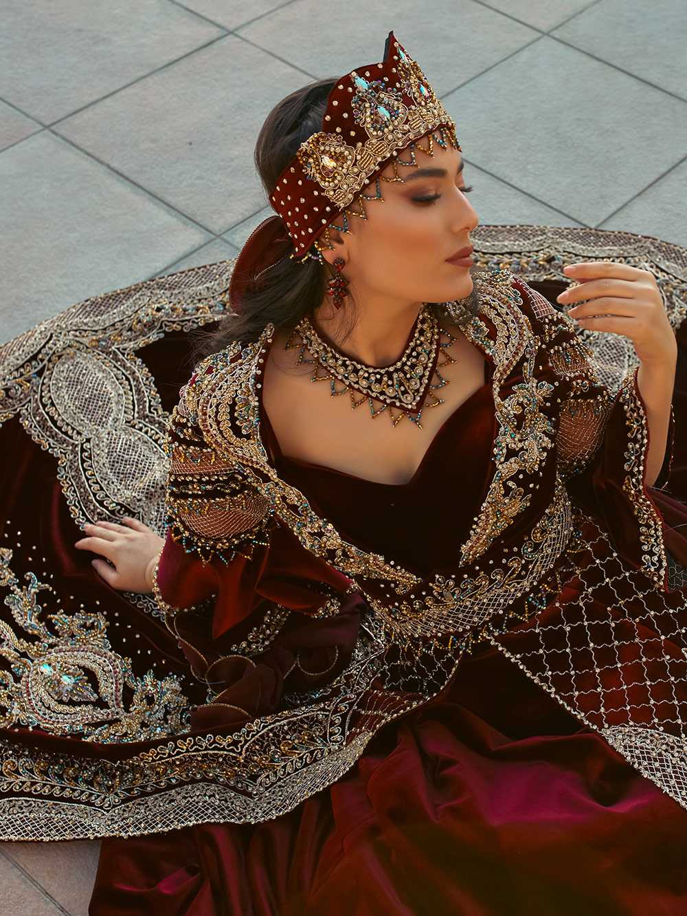 Elegant--red-frill-sleeve-maxi-Henna-Party-Gowns-For-Bride-(1)