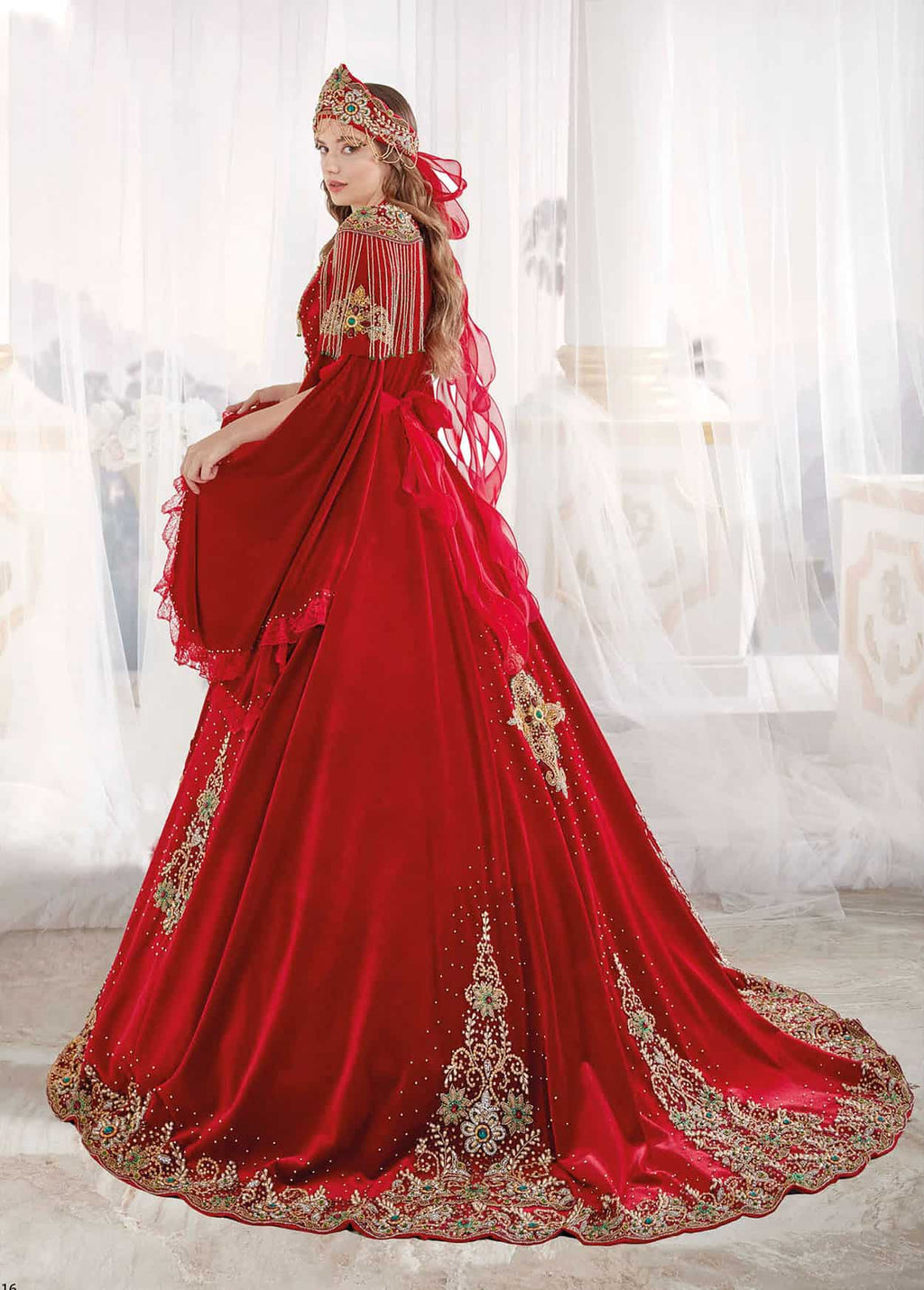 Red Luxury Exclusive Crystal Gowns Dresses Golden Embroidery Handwork Sultan Dress Red Luxury Exclusive Crystal Gowns Dresses Golden Embroidery Handwork Sultan Dress