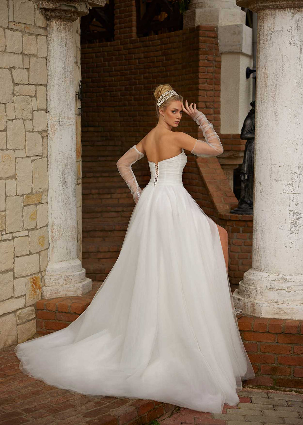 Simple Lace Sweetheart Boho Strapless Bridal Gown with Slit 36