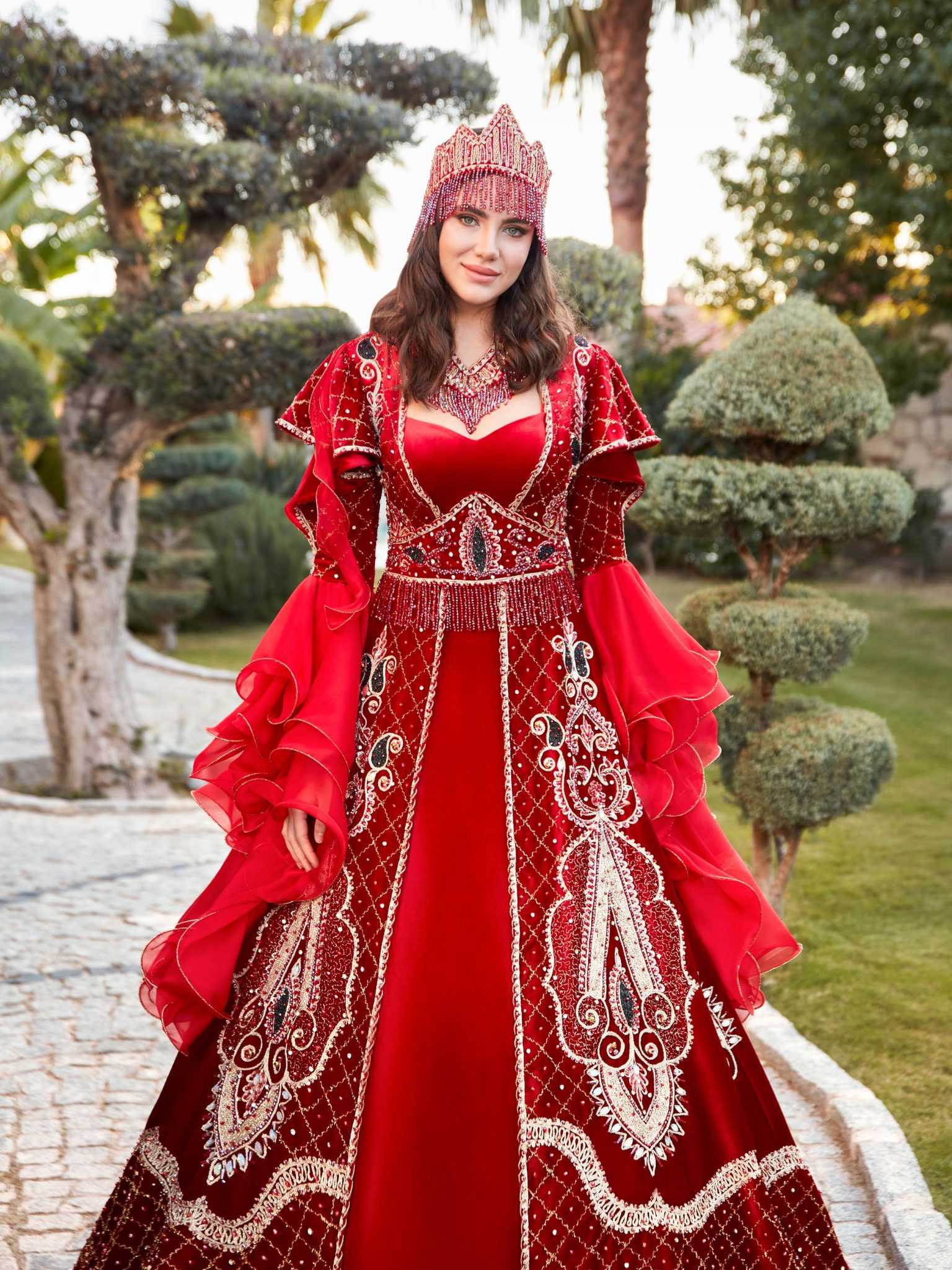 buy Red Gold Lace Appliques Heavy Handwork Long Arabic Turkish Wedding Kaftan Dress With Long Frill Sleeves
