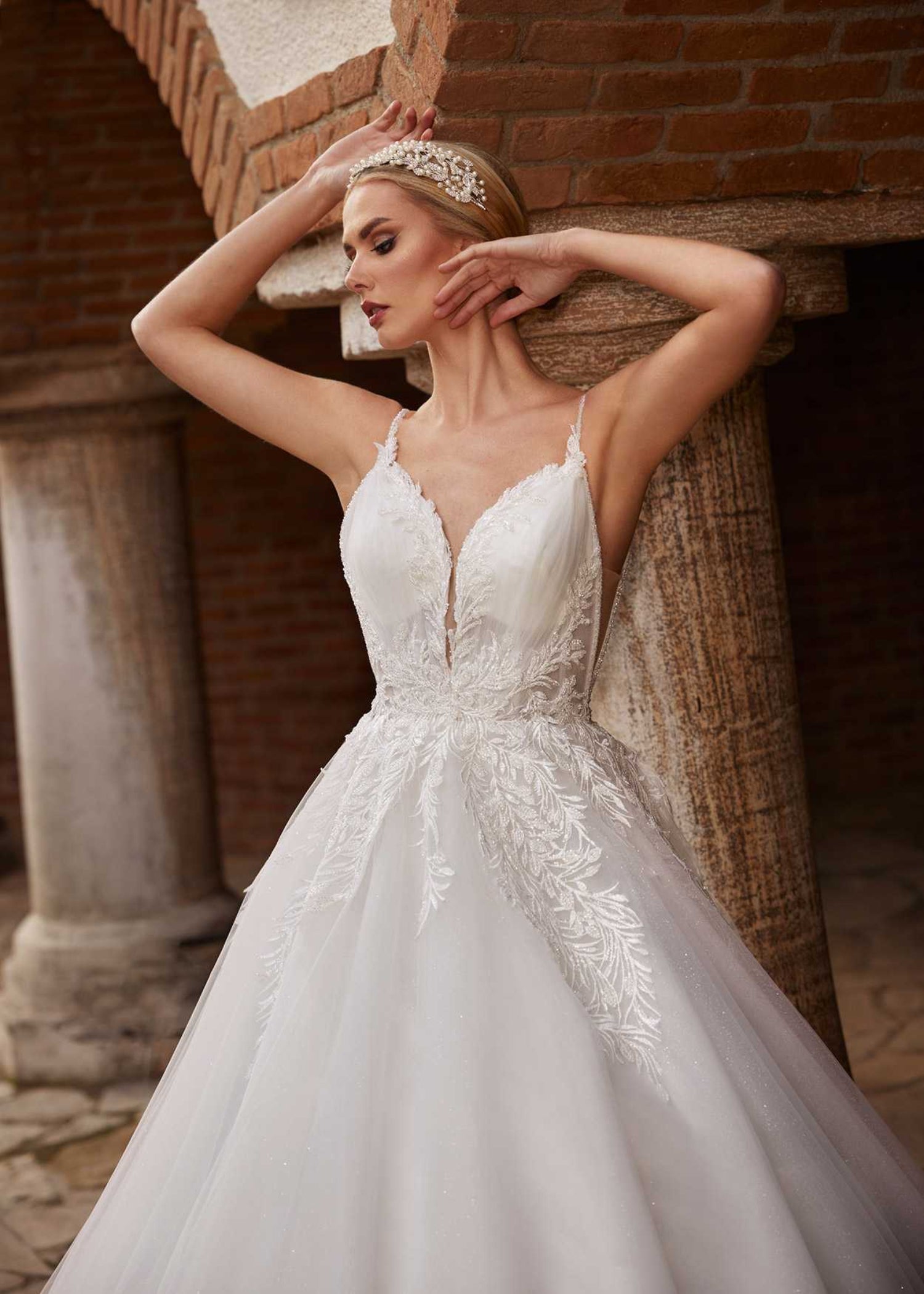 Romantic Boho Deep V Neck Floral Lace Corset Bridal Dress 40