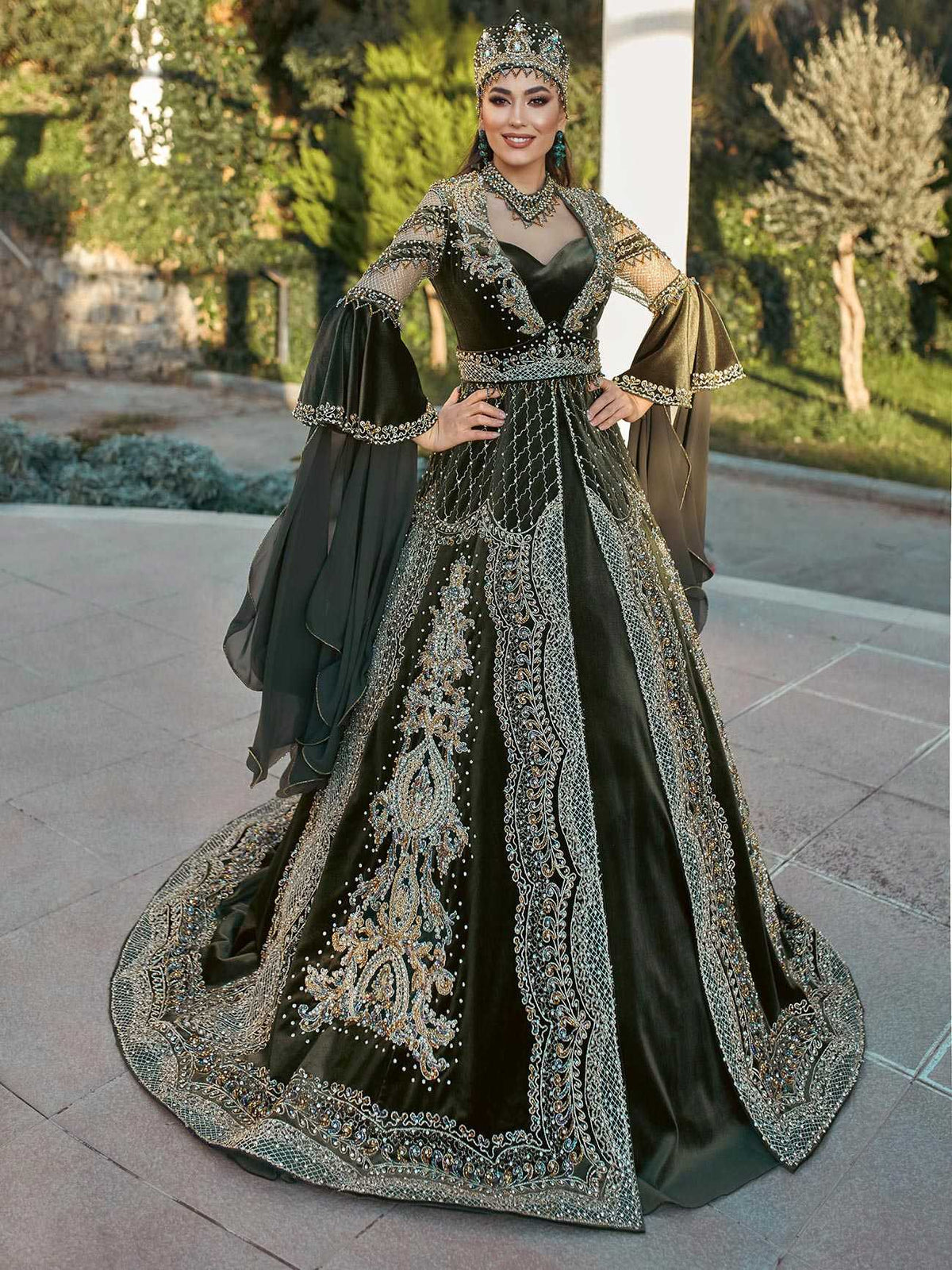 Embroidery Long Sleeve Green Bridal Dress – Sultan Dress