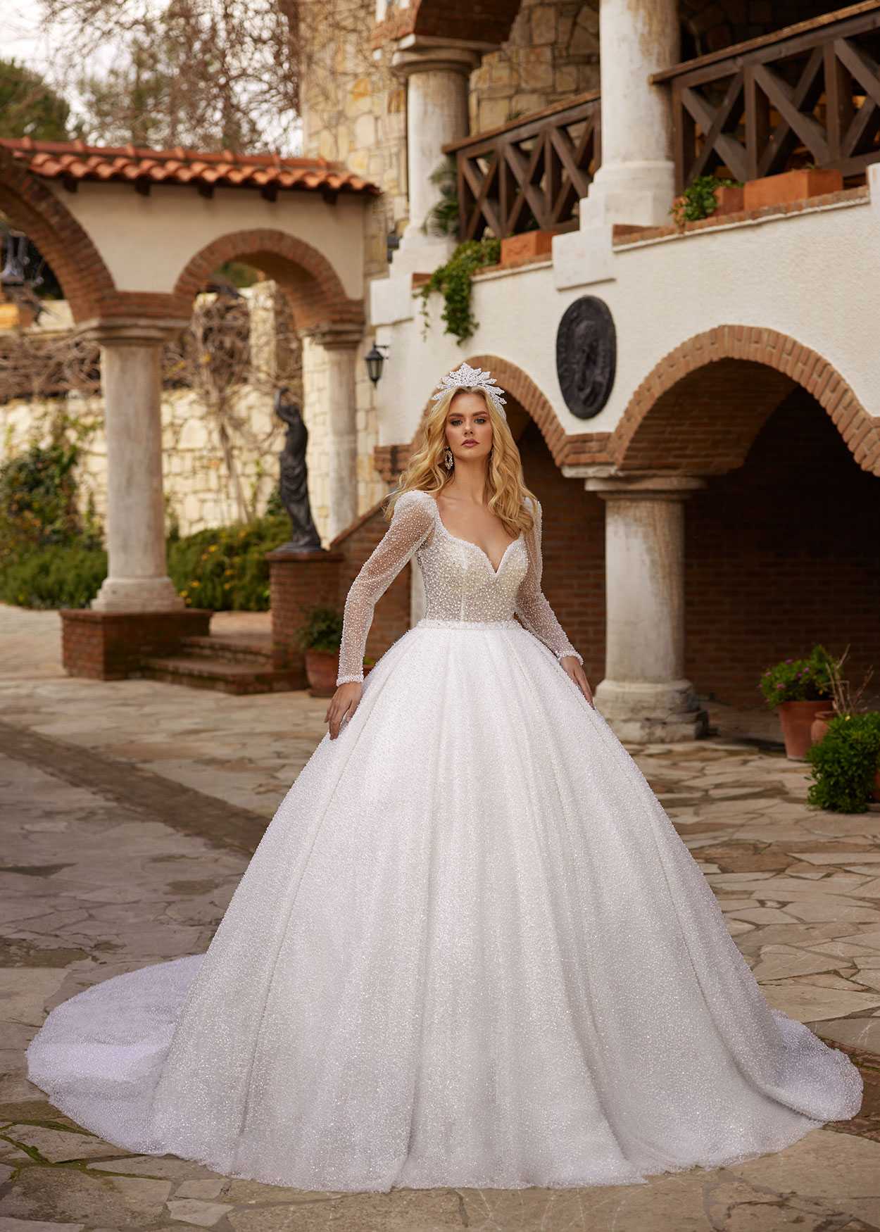 Buy A line train sweetheart neck long sheer sleeve classic yet elegant wedding dress with pearls online store
